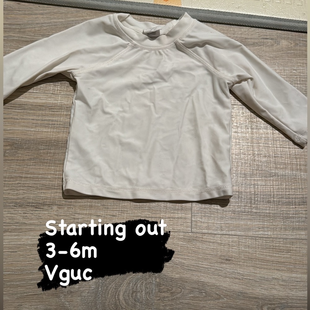Water long sleeve 3-6 months